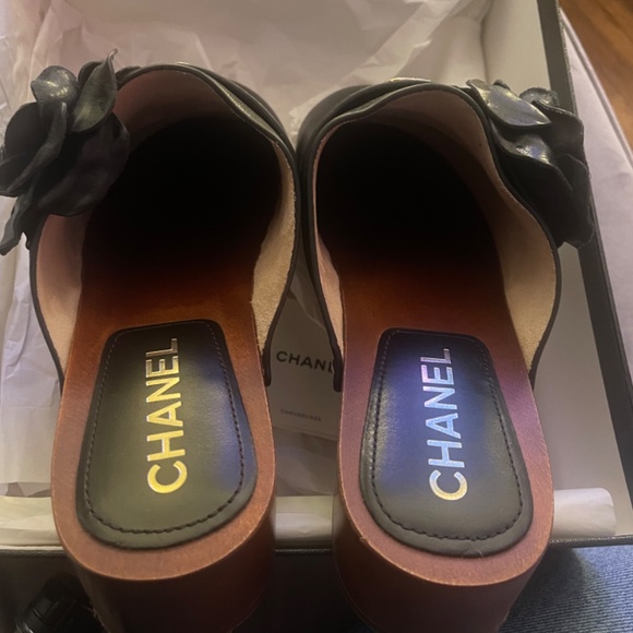 Chanel Clogs - Picture 5 of 7